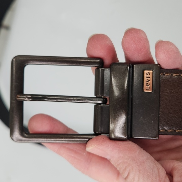 Levi's Reversible Belt - Picture 2 of 4